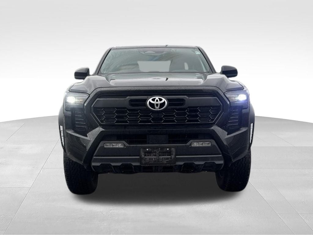 Used 2025 Toyota Tacoma TRD Off Road with VIN 3TYLB5JNXST079132 for sale in Kansas City