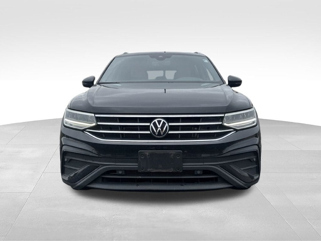 Used 2024 Volkswagen Tiguan SE with VIN 3VVMB7AX3RM019685 for sale in Kansas City