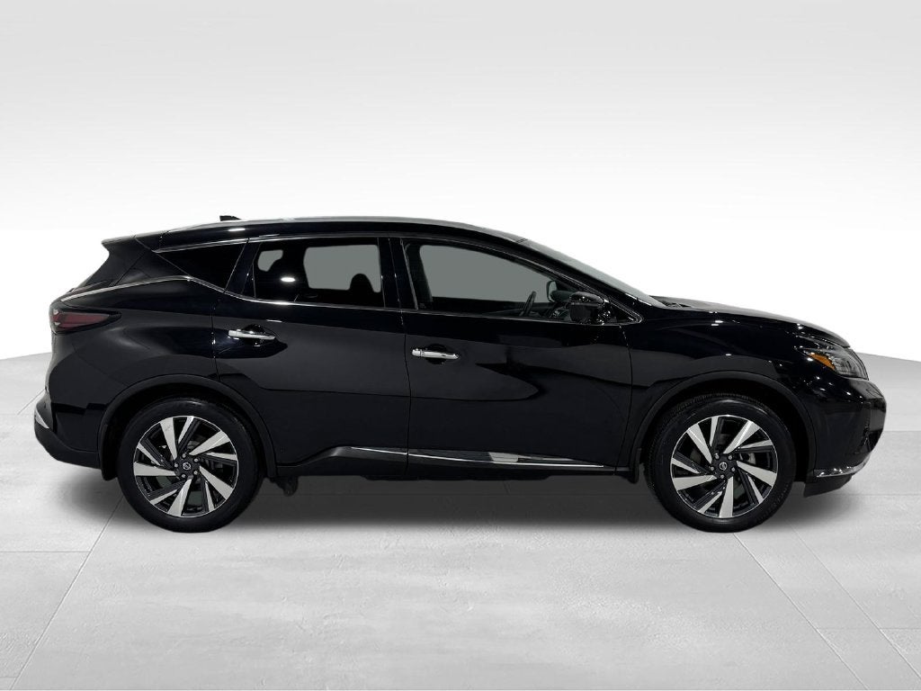 2022 Nissan Murano SL