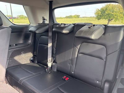 2023 Nissan Pathfinder SL Premium