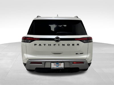 2023 Nissan Pathfinder SL Premium