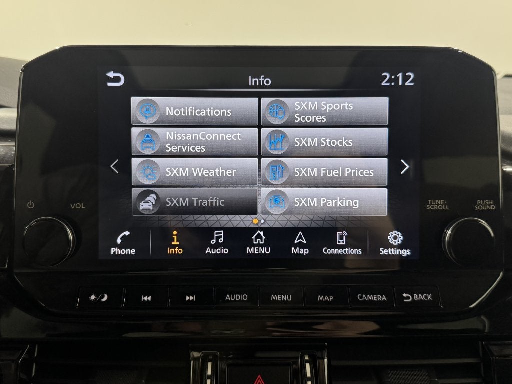 2023 Nissan Pathfinder SL Premium