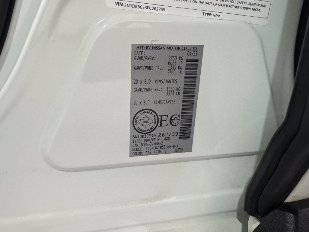 2023 Nissan Pathfinder SL Premium