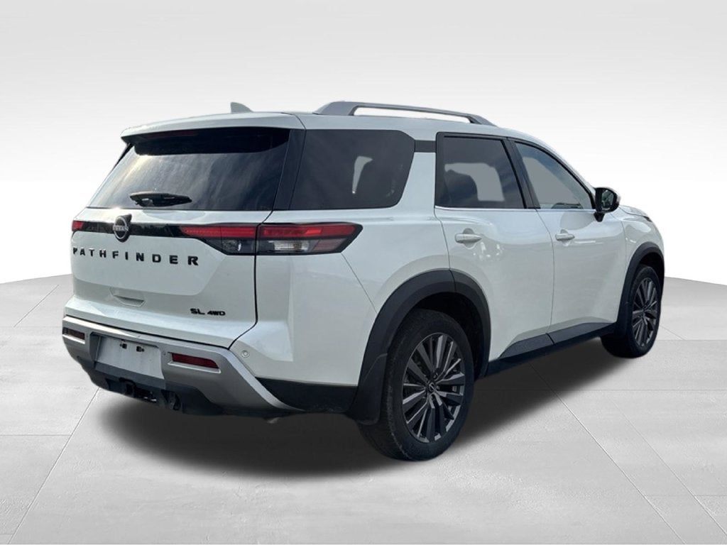 2023 Nissan Pathfinder SL Premium