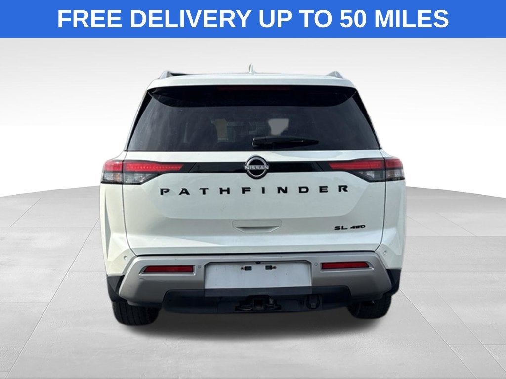 2023 Nissan Pathfinder SL Premium