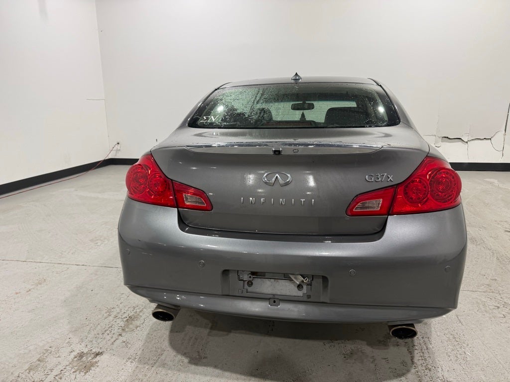 2013 INFINITI G37x X