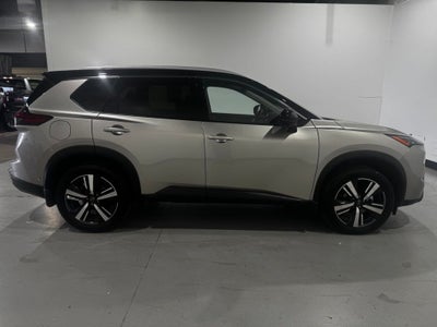 2025 Nissan Rogue SL