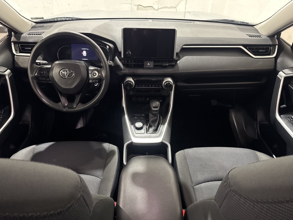 2023 Toyota RAV4 Hybrid LE