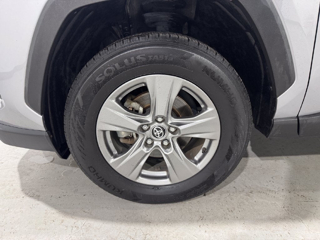 2023 Toyota RAV4 Hybrid LE