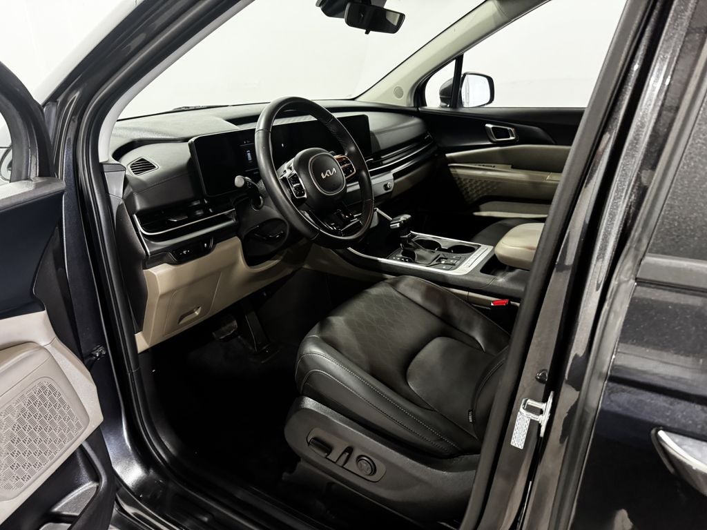 2025 Kia Carnival MPV LXS