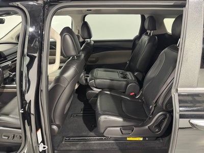 2025 Kia Carnival MPV LXS