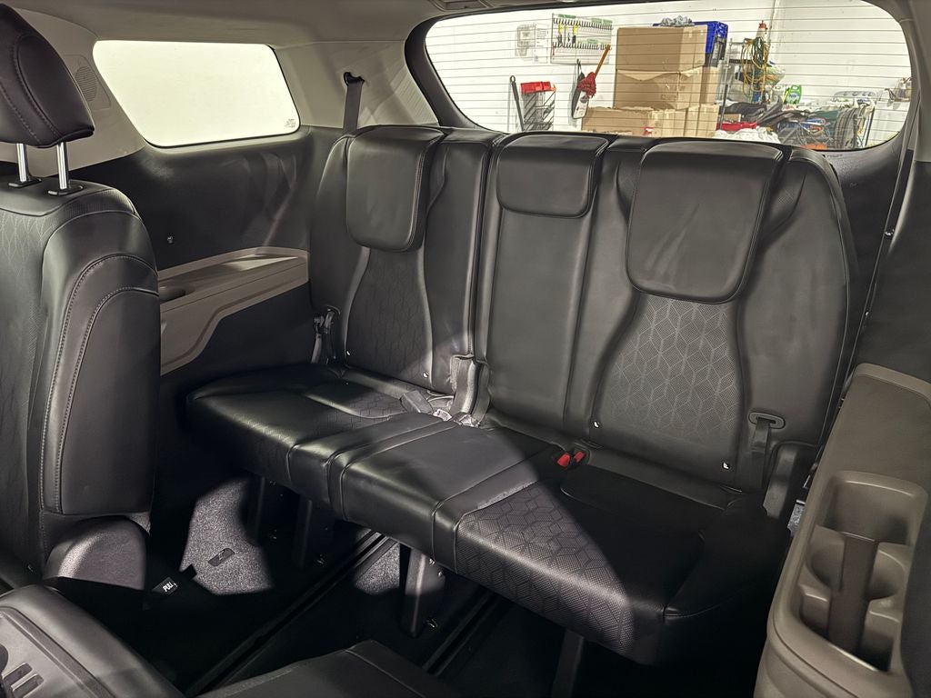 2025 Kia Carnival MPV LXS